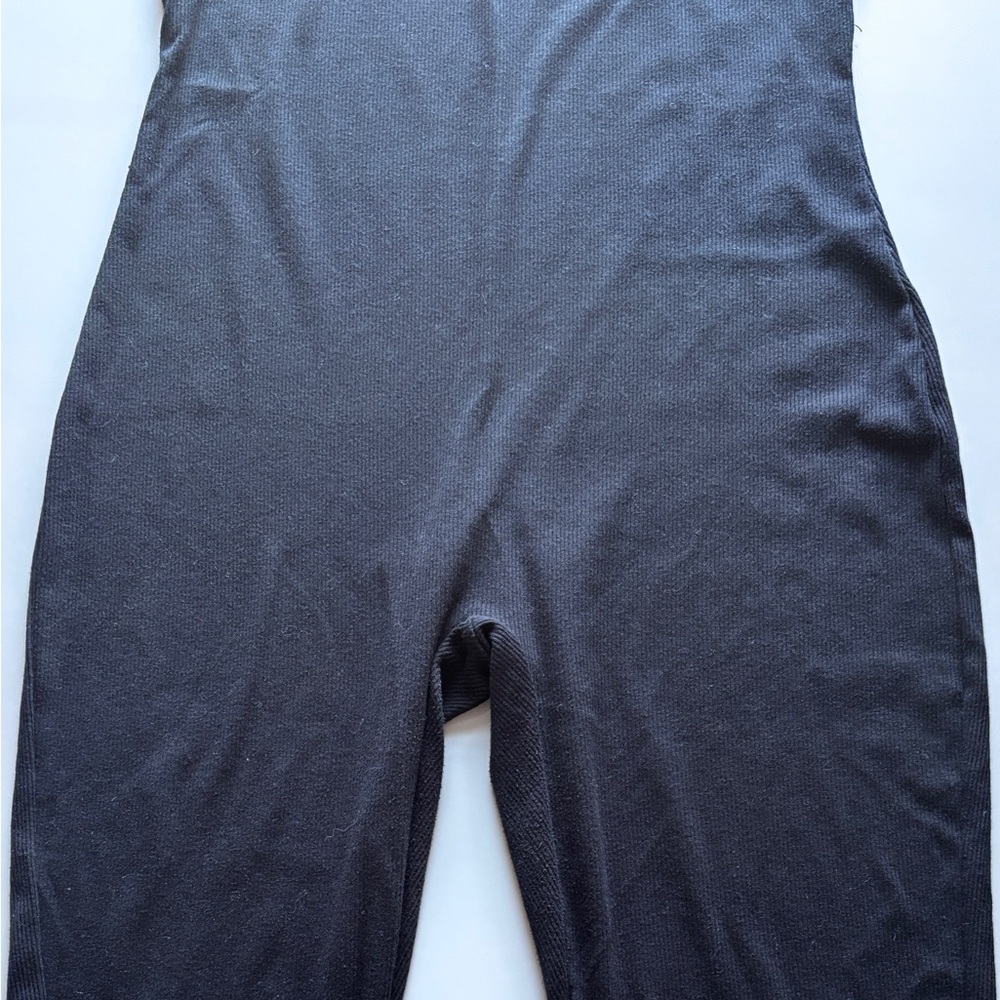 HEART & HIPS JUMSUIT - Picture 5 of 11